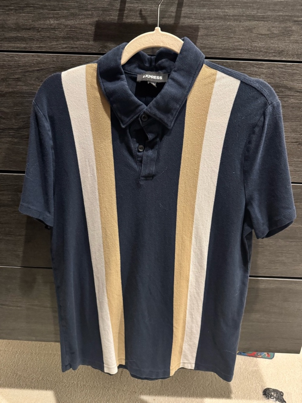Express Men’s Navy Polo with Tan & Cream Vertical Stripes